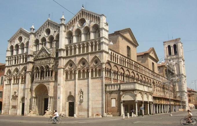 B&B Lefarfalle Ferrara Ngoại thất bức ảnh